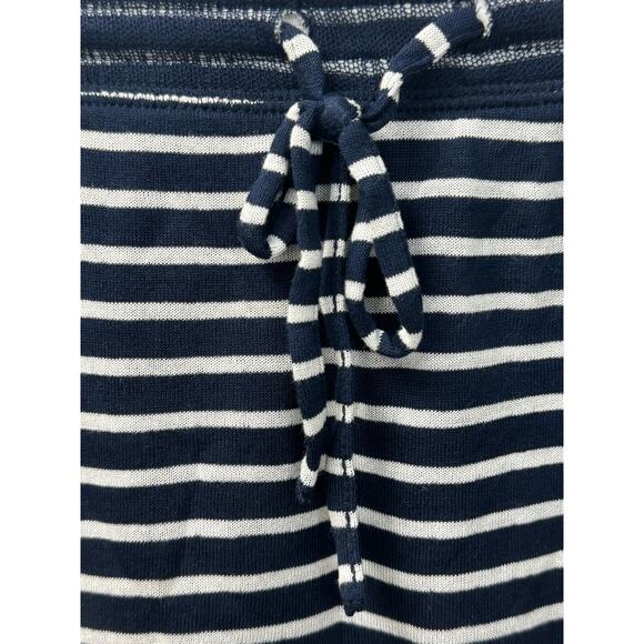 Gap Women’s Skirt Skort Navy Striped Rayon Size‎ Medium - Picture 4 of 8